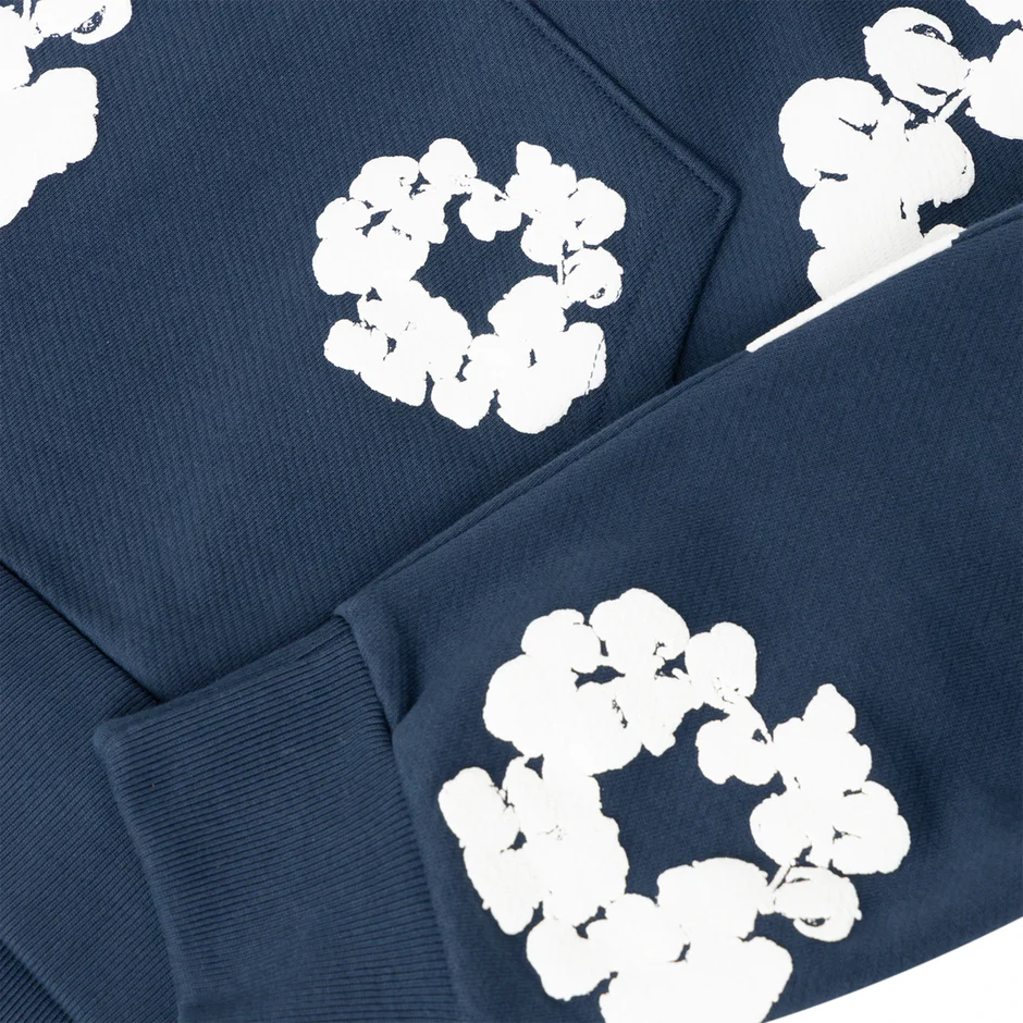 The Cotton Wreath Sweatshirt Navy