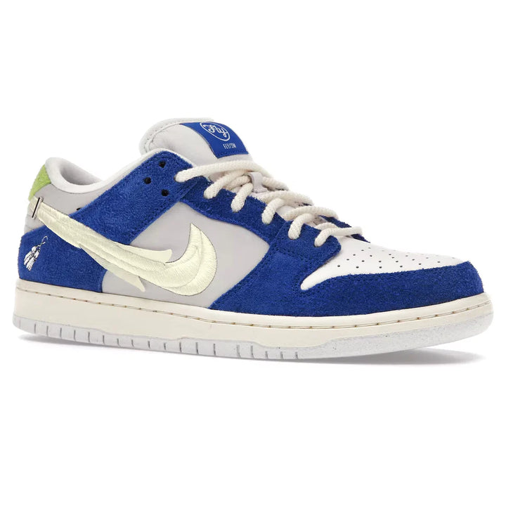 FLY STREETWEAR X NIKE SB DUNK LOW PRO GARDENIA